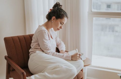 How to declutter your mind for clarity